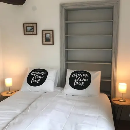 Authentic - 6p-maisonette Apartment