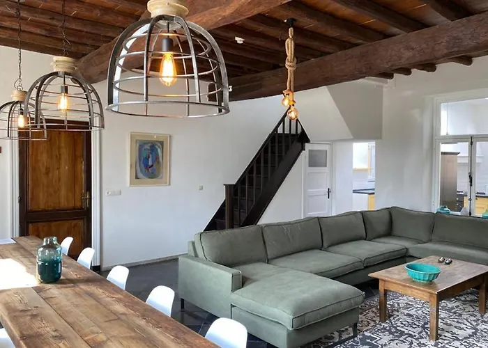 Authentic - 6p-maisonette إيجسدين