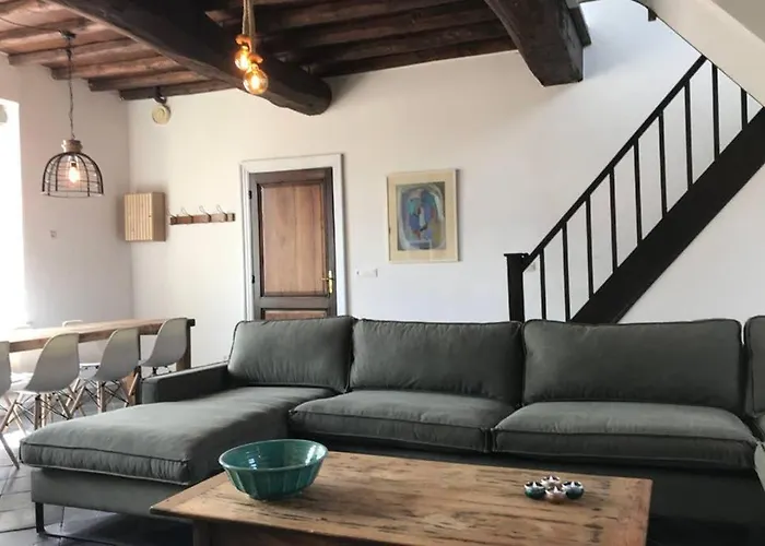 شقة Authentic - 6p-maisonette إيجسدين