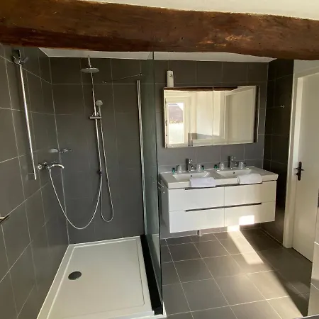 Authentic - 6p-maisonette *