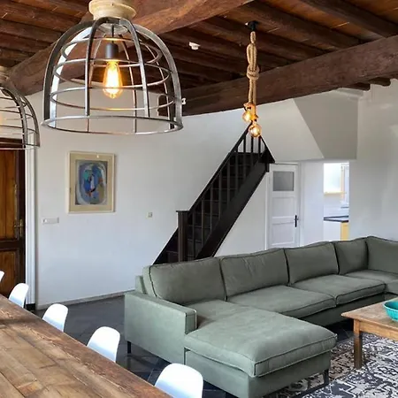 Authentic - 6p-maisonette Eijsden