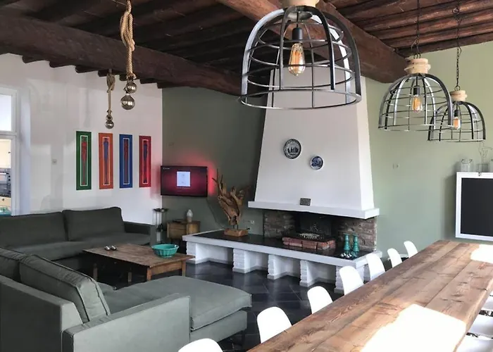 Authentic - 6p-maisonette *